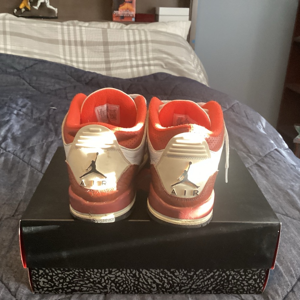 NIKE Air Jordan 3 Retro